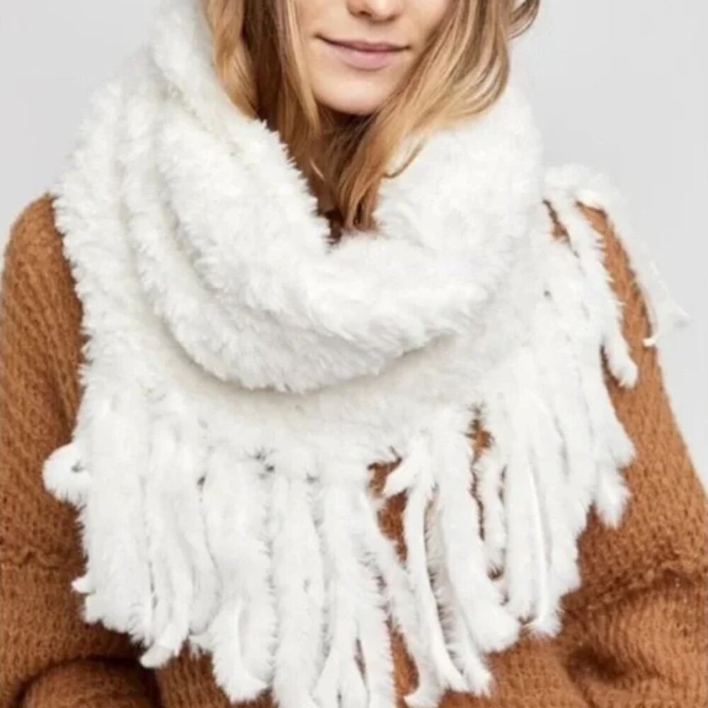 NWT Free People White Cascade Fringe Cowl Scarf Quartz